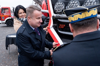 Uroczyste przekazanie ciężkiego samochodu_95