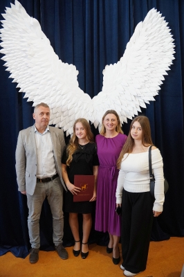 Gala_117